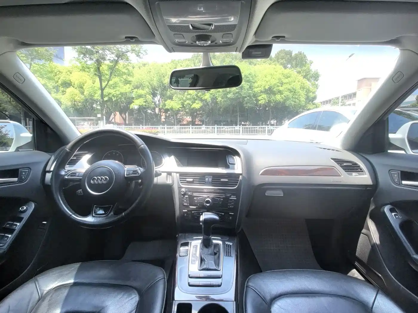 Audi A4L 2013 35 TFSI Automatic Comfort фото 13