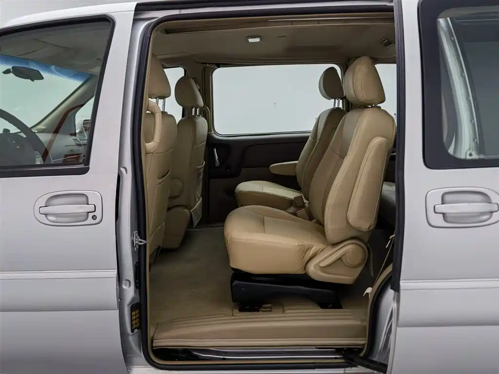 Buick GL8 2014 2.4L Classic Edition фото 15
