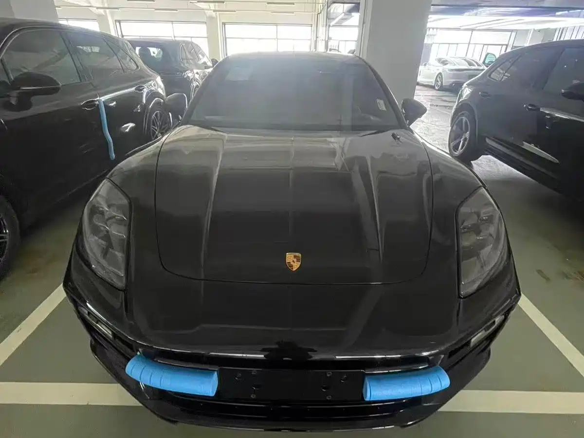 Porsche Panamera 2026 Panamera Timeless Edition 2.9T фото 3