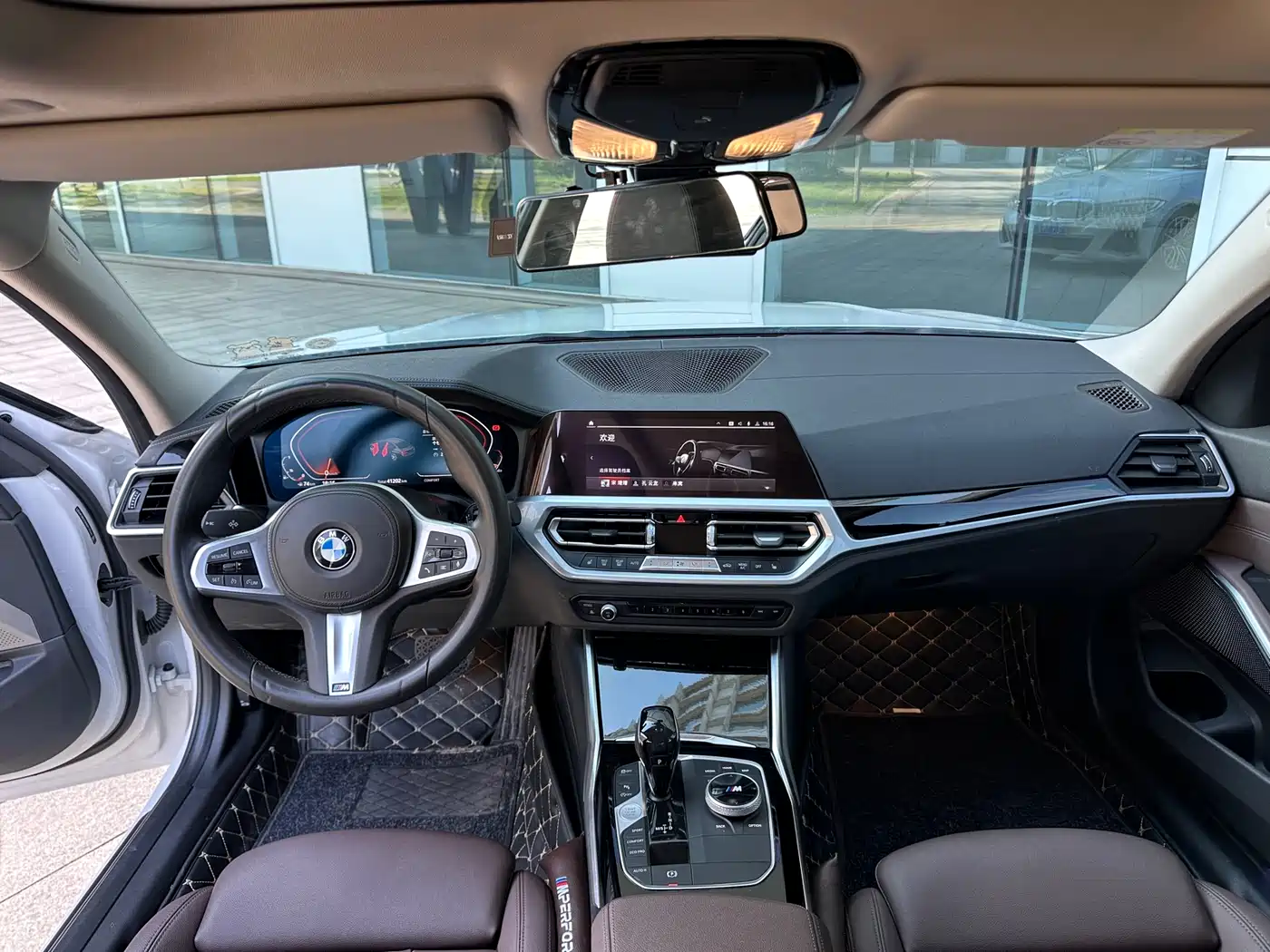 BMW 3 Series 2021 320Li M Sport Package фото 7