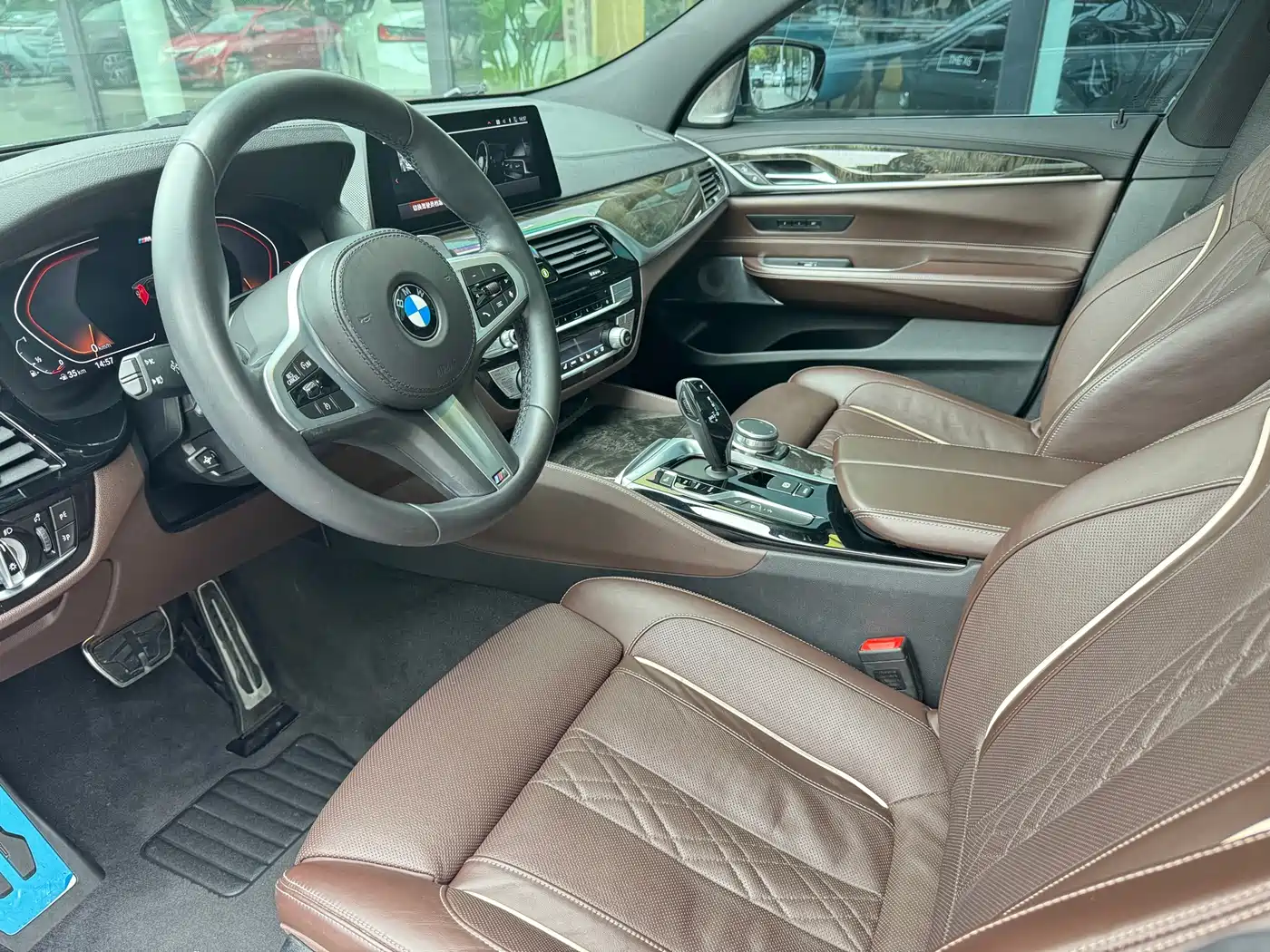 BMW 6 Series GT 2020 630i M Sport Grand Tourer фото 8