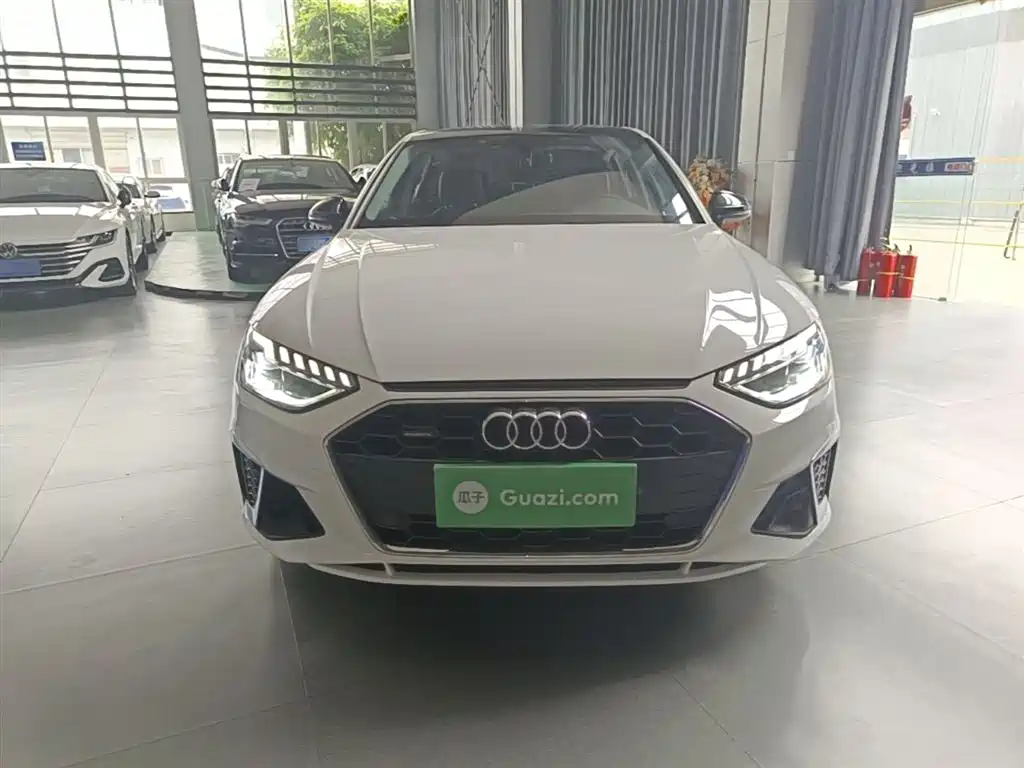 Audi A4L 2020 40 TFSI Luxury Dynamic фото 3