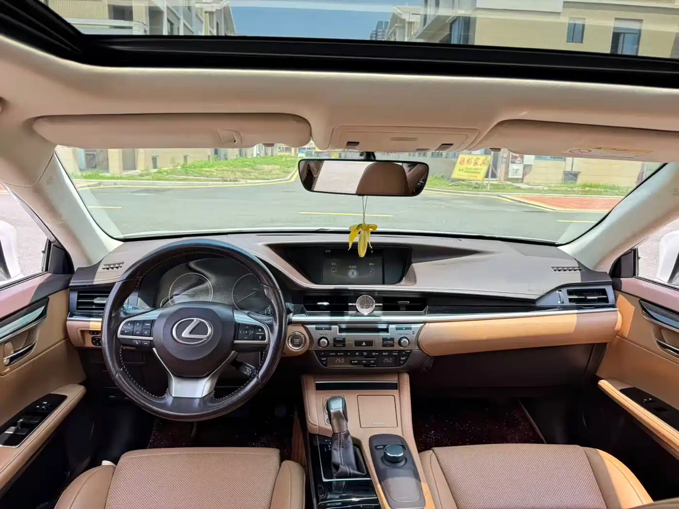 Lexus ES 2015 200 Elite Edition фото 5