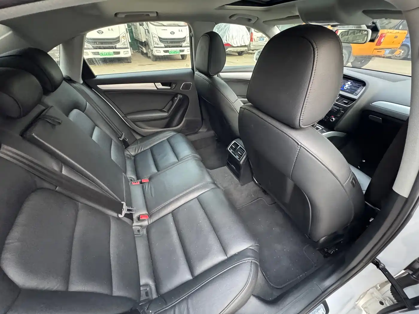 Audi A4L 2015 35 TFSI Auto Standard фото 17