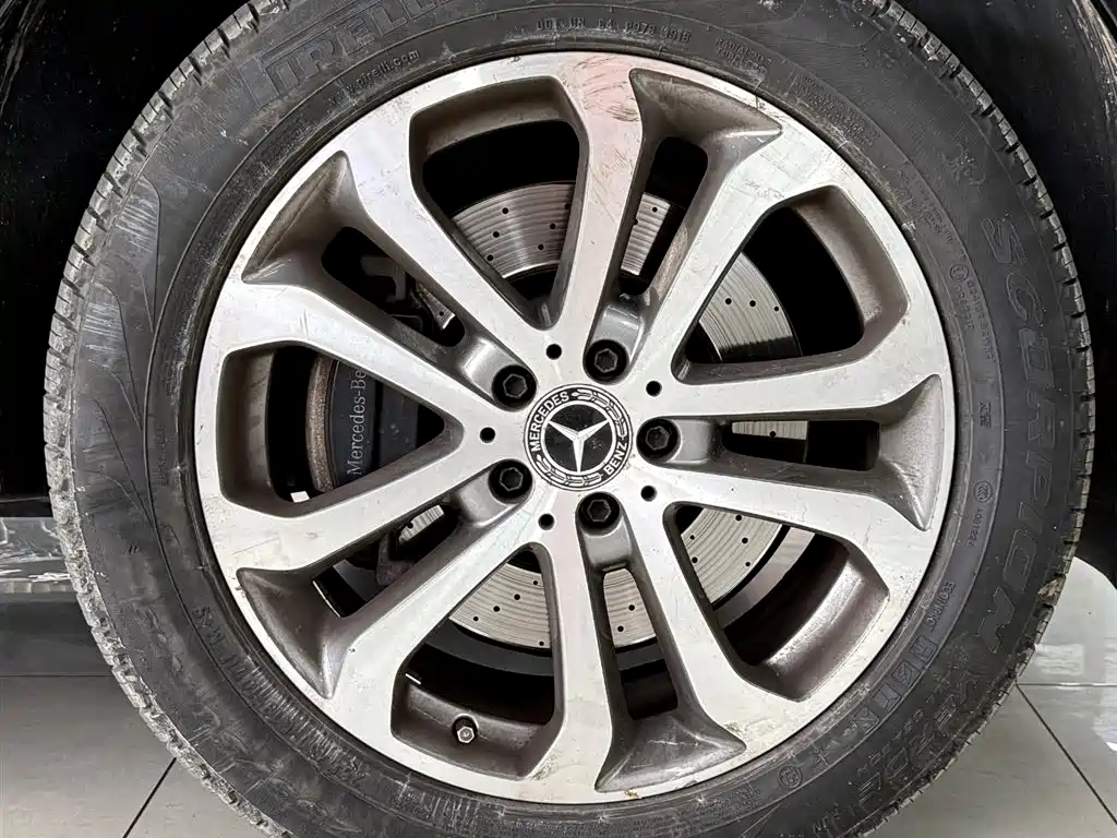 Mercedes-Benz GLE 2018 GLE 320 4MATIC Dynamic Ultimate Edition фото 18