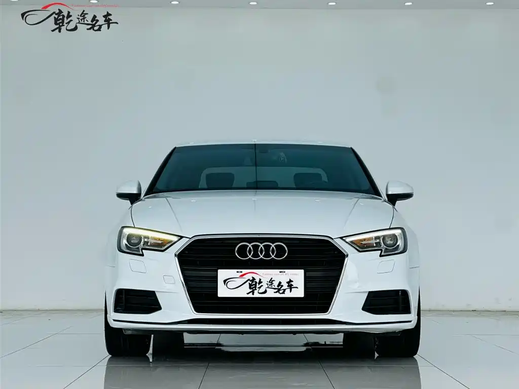 Audi A3 2017 Limousine 35 TFSI Progressive фото 2