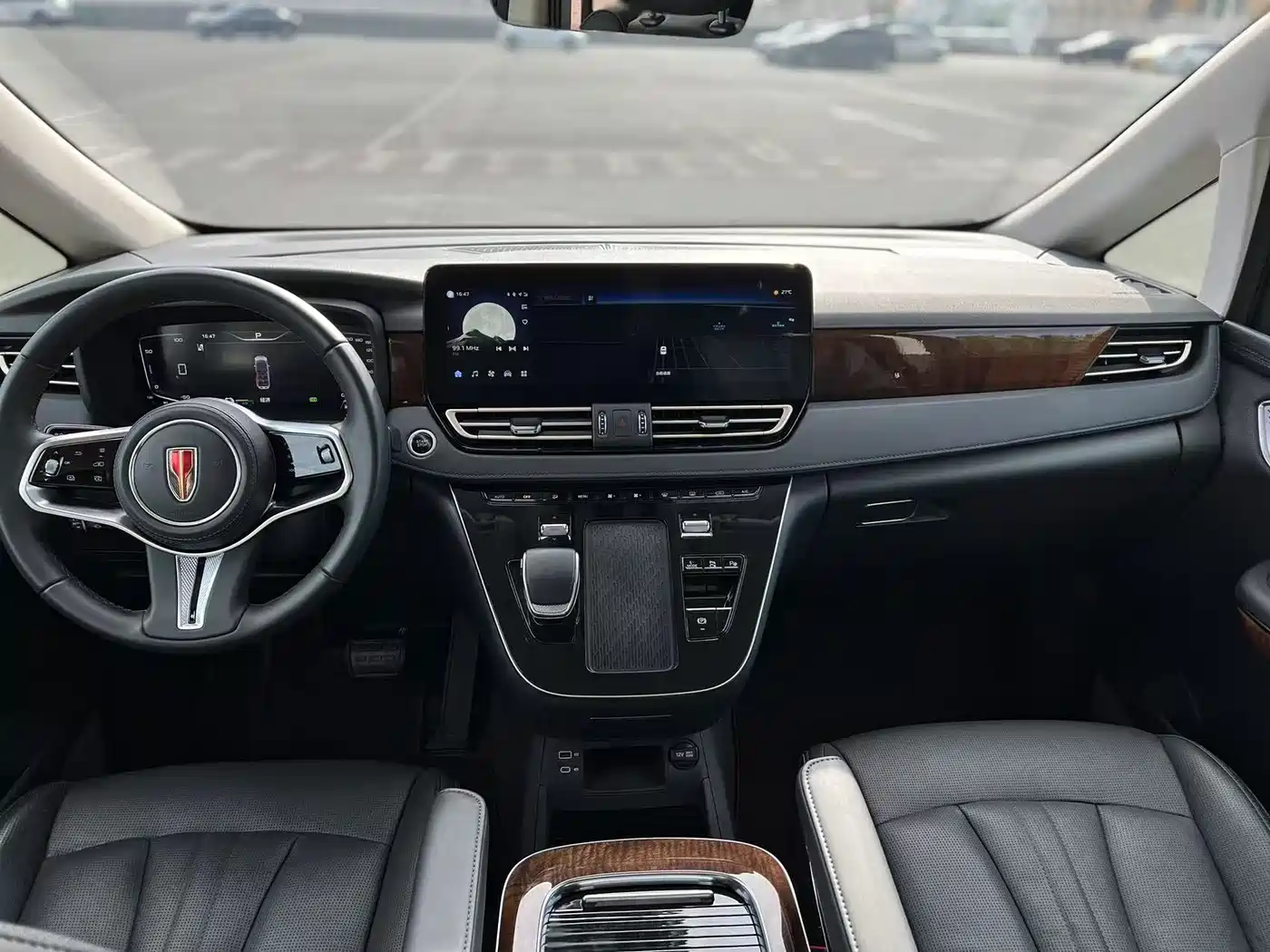 Hongqi HQ9 PHEV 2024 Model 2.0T AWD Luxury Edition фото 8