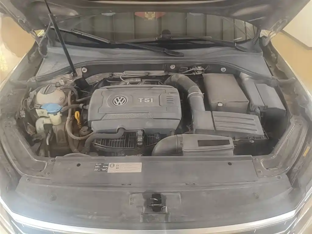 Volkswagen Passat 2017 330TSI DSG Prestige фото 20