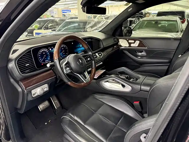 Mercedes-Benz Maybach GLS 2021 GLS 480 4MATIC — фото 4