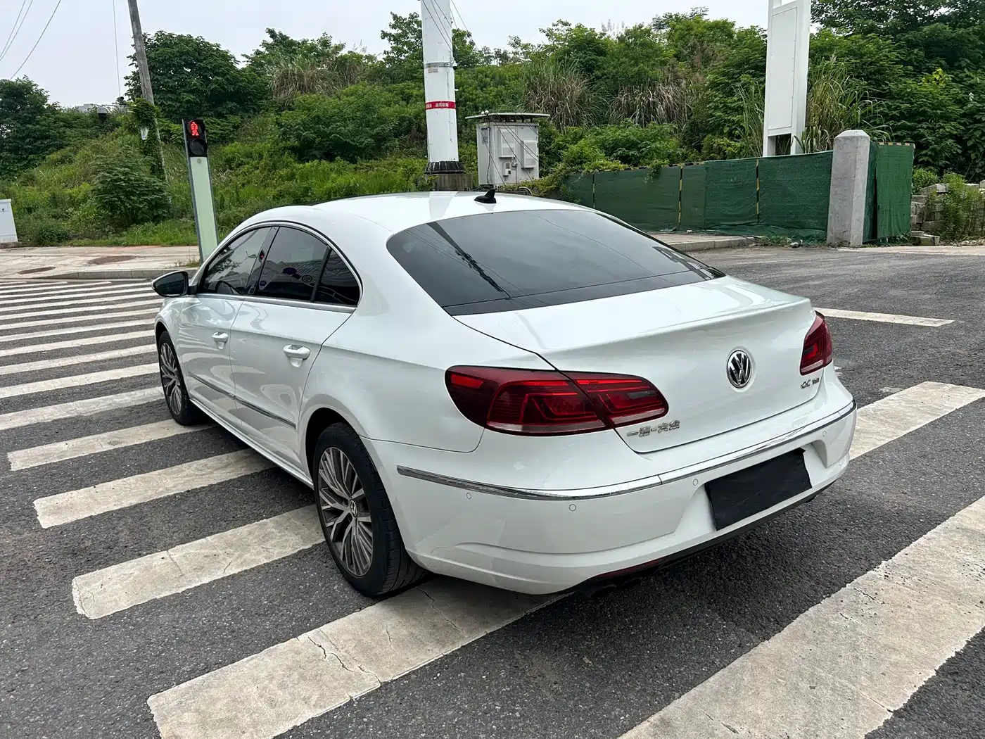Volkswagen FAW-Volkswagen CC 2015 1.8TSI Luxury фото 7