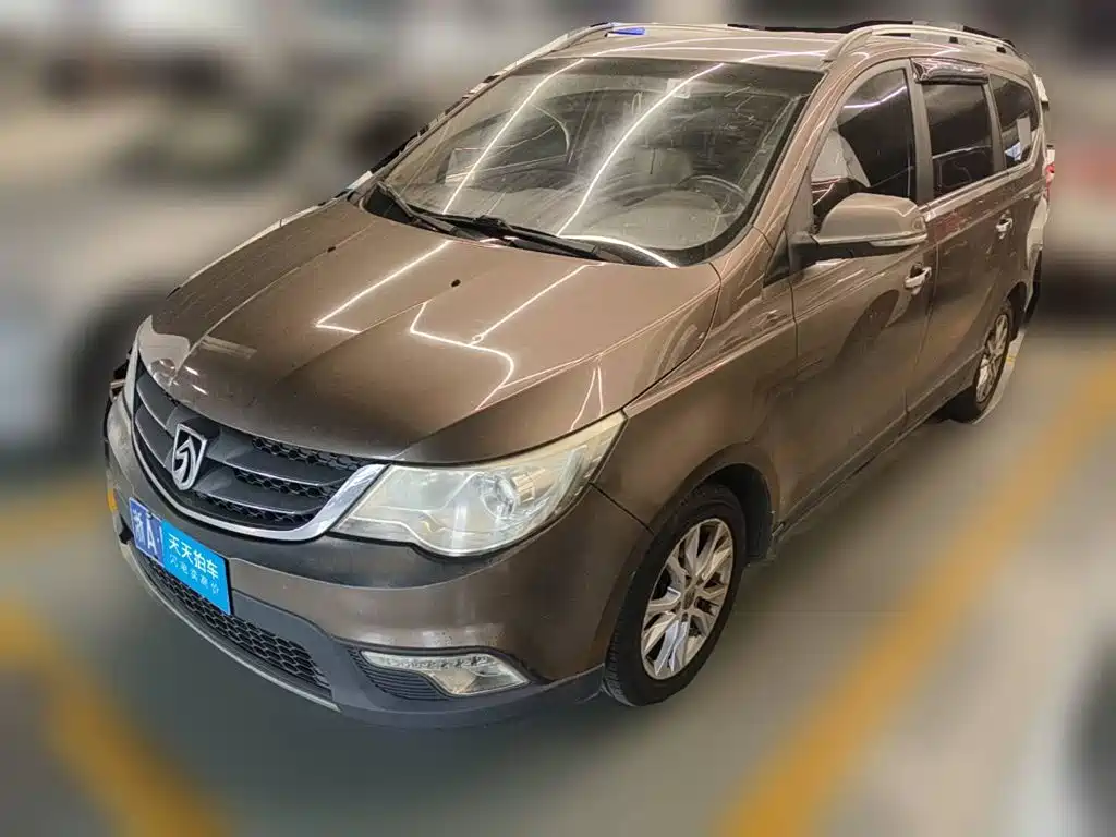 Baojun 730 2015 2014 1.5L Manual Comfort 7-seater