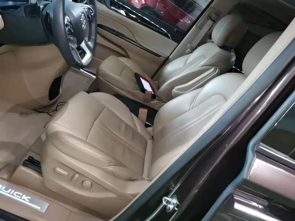 Buick GL8 2017 ES 28T Flagship China V фото 15