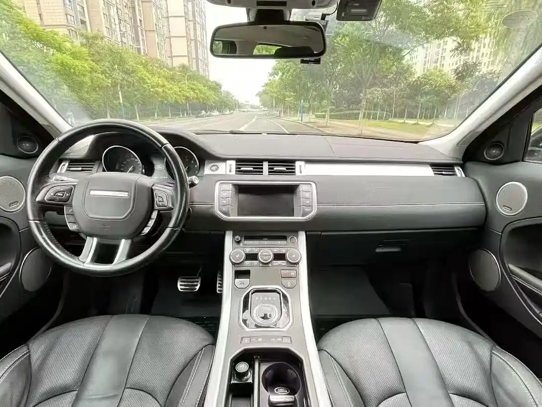Land Rover Range Rover Evoque (Import) 2014 2.0T 5-door Brilliance Sport фото 3