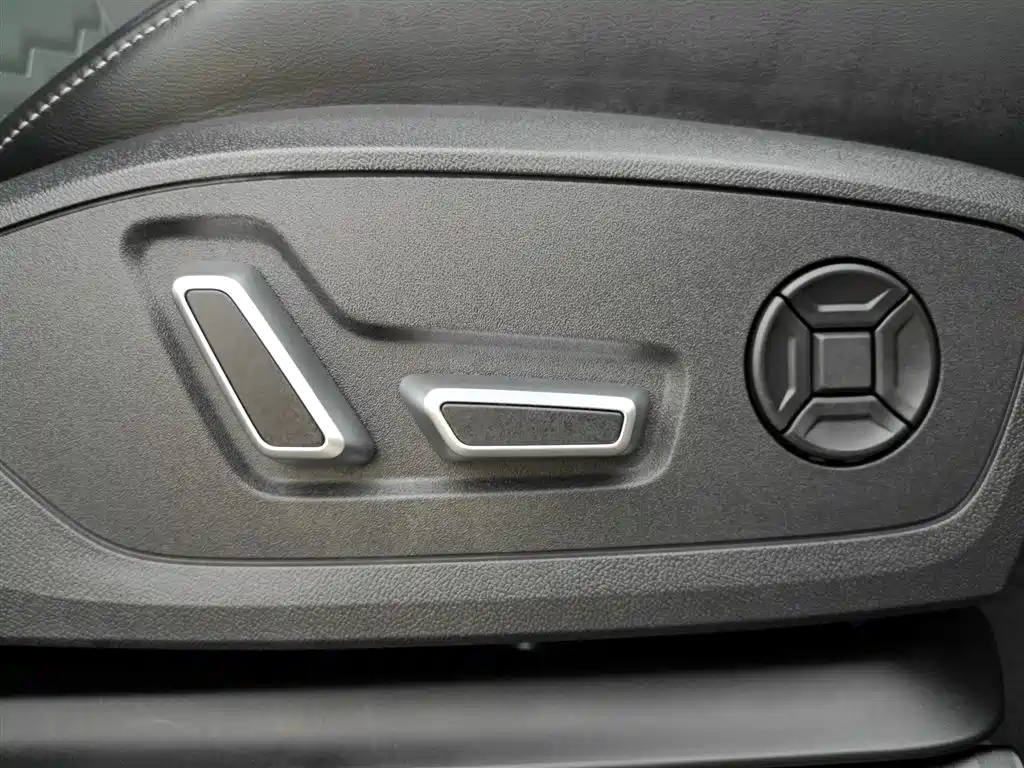 Audi Q6L e-tron 2025 2025 Model Pioneer Edition