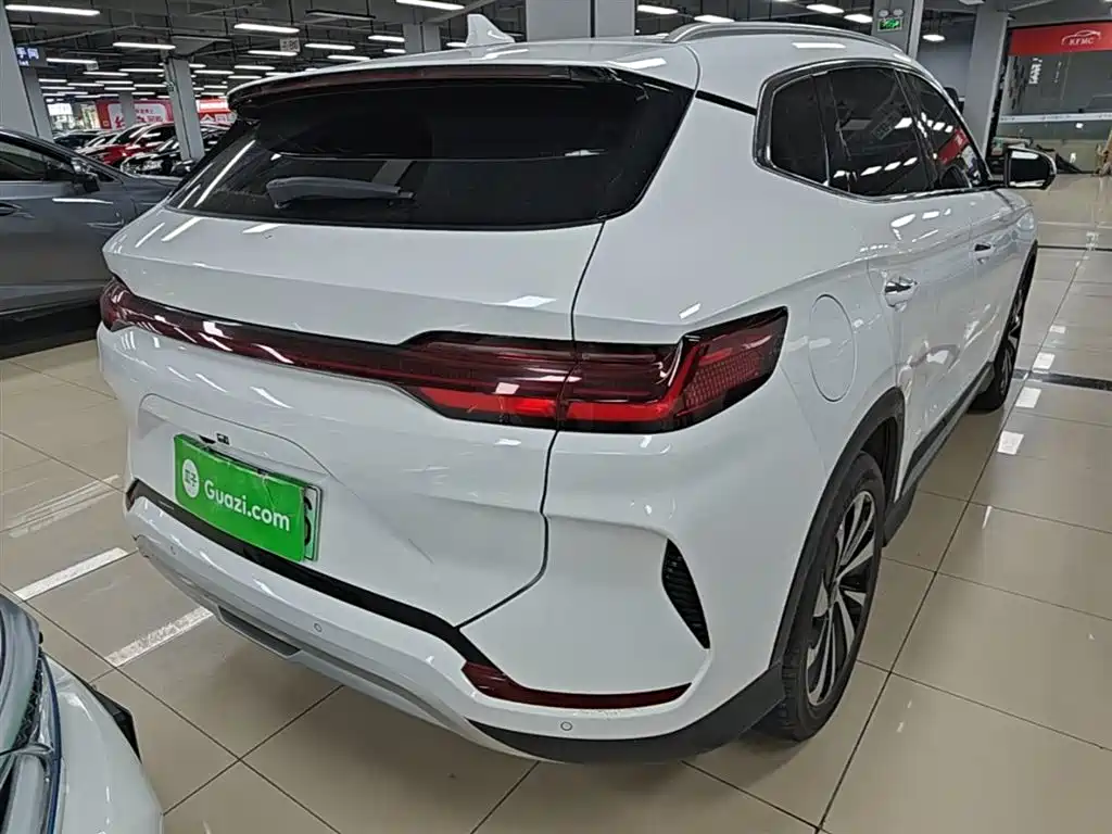 BYD Song PLUS PHEV 2023 Champion Edition DM-i 110KM Flagship фото 7