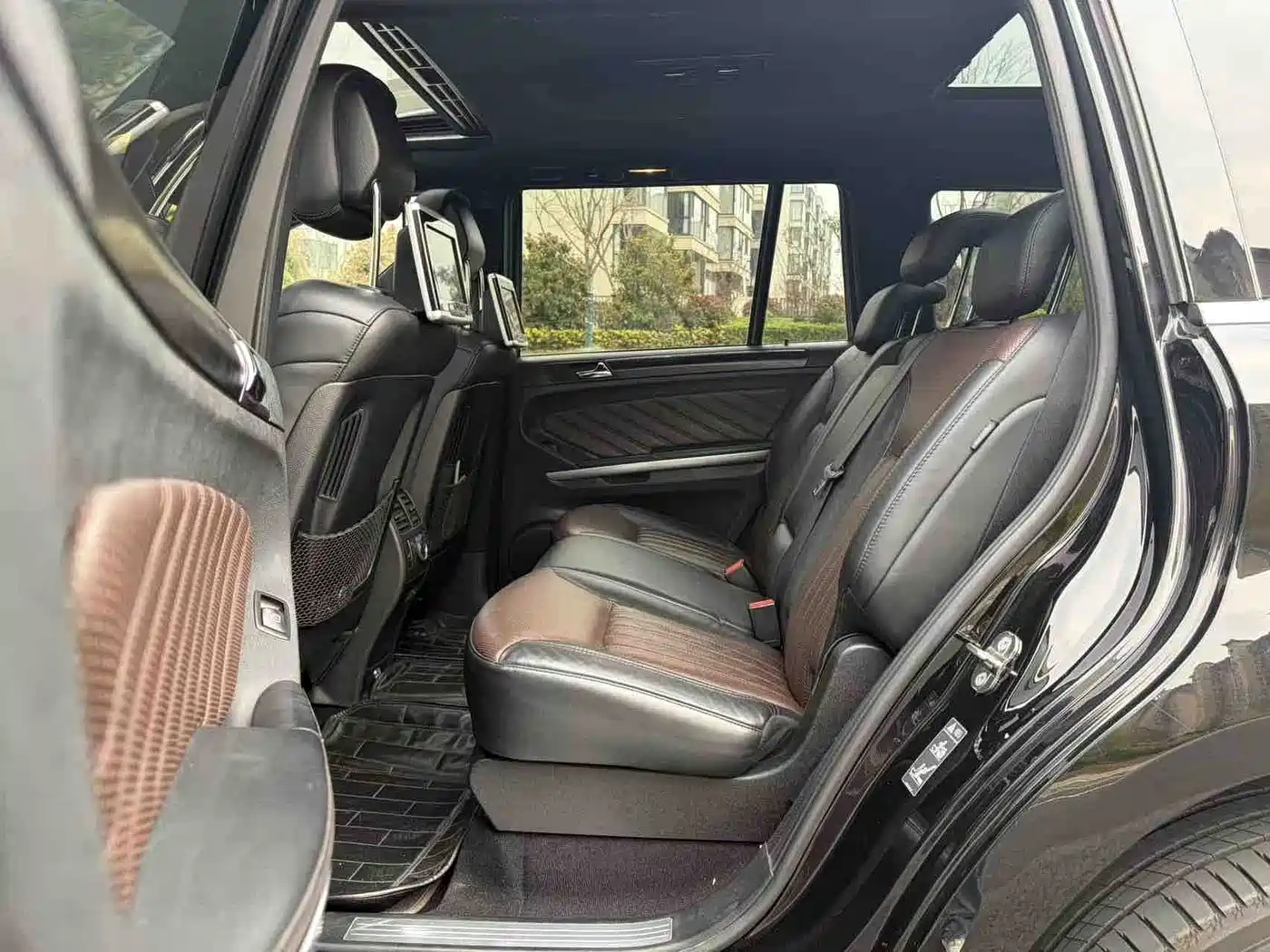 Mercedes-Benz GL-Class 2011 GL 450 Prestige Grand Edition фото 8
