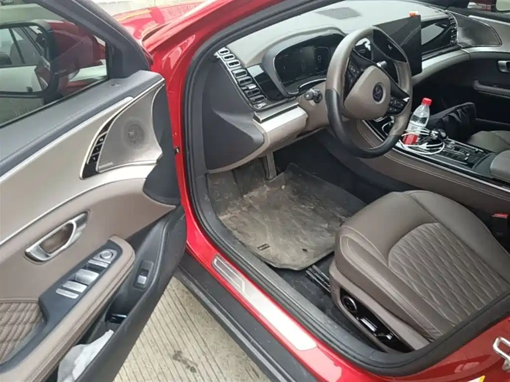 BYD Han 2023 EV Champion Edition 715KM FWD Premium фото 16