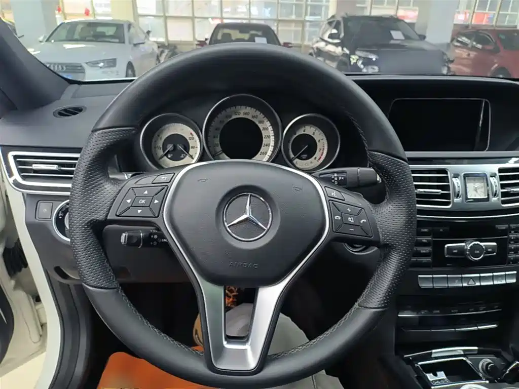 Mercedes-Benz E-Class 2015 E 260 L Sport фото 10