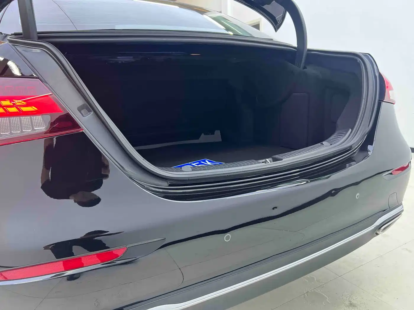 Mercedes-Benz E-Class 2023 E 300 L Luxury фото 17