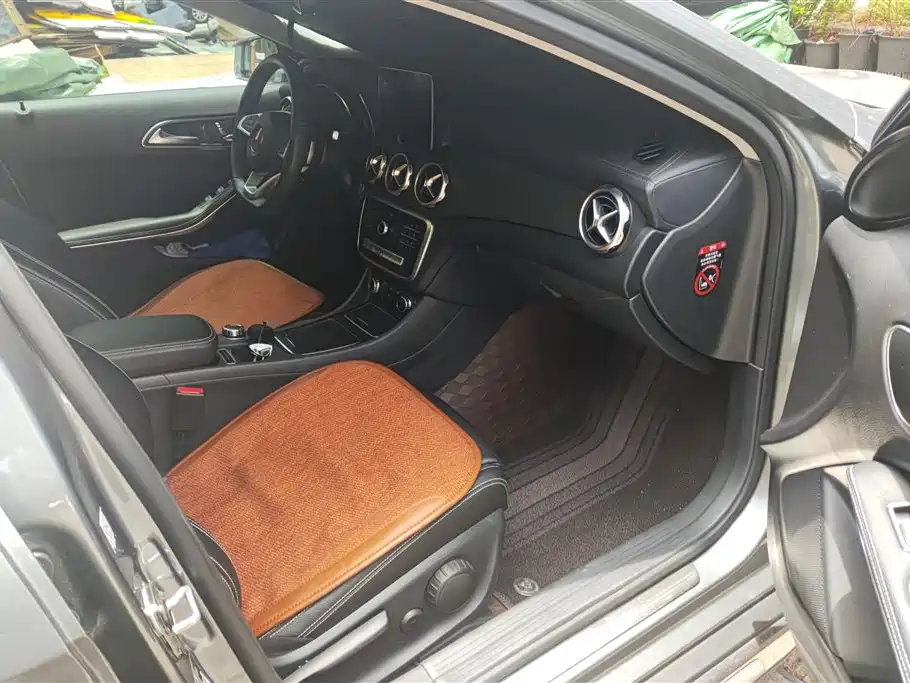 Mercedes-Benz GLA 2019 GLA 200 Fashion фото 8