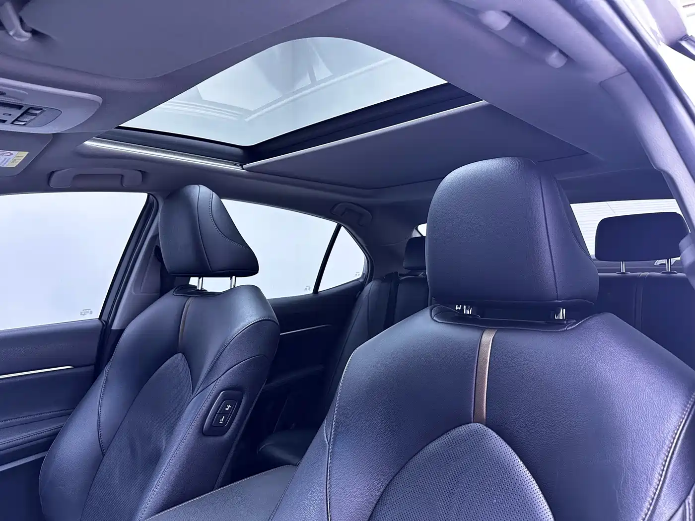Toyota Camry 2019 2.5G Luxury Edition China VI фото 15