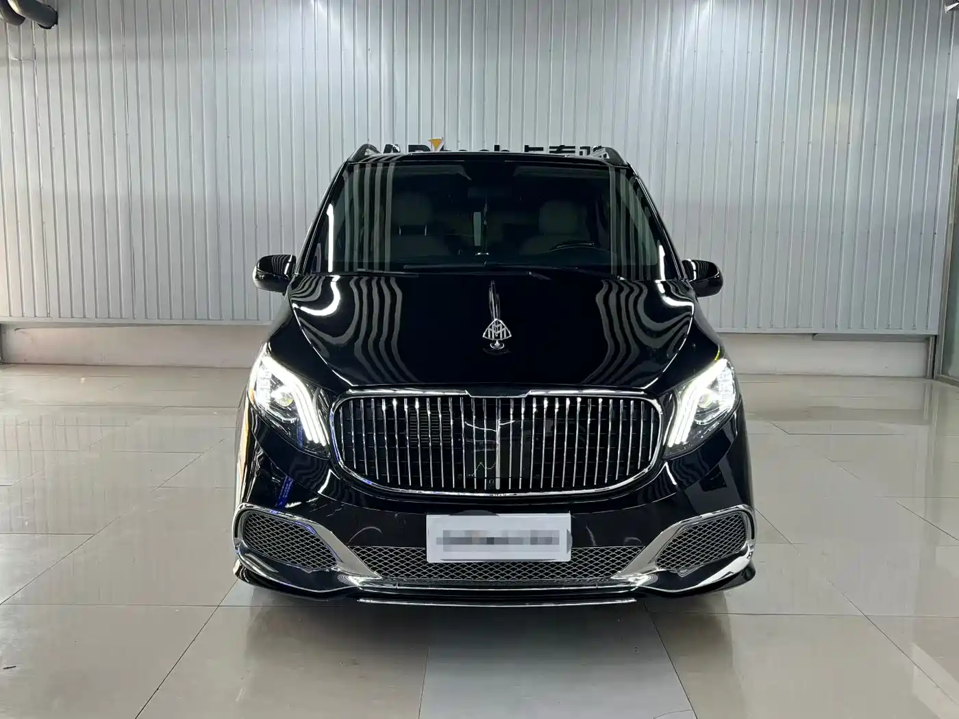Mercedes-Benz Vito 2023 2.0T Business 7-Seater фото 2