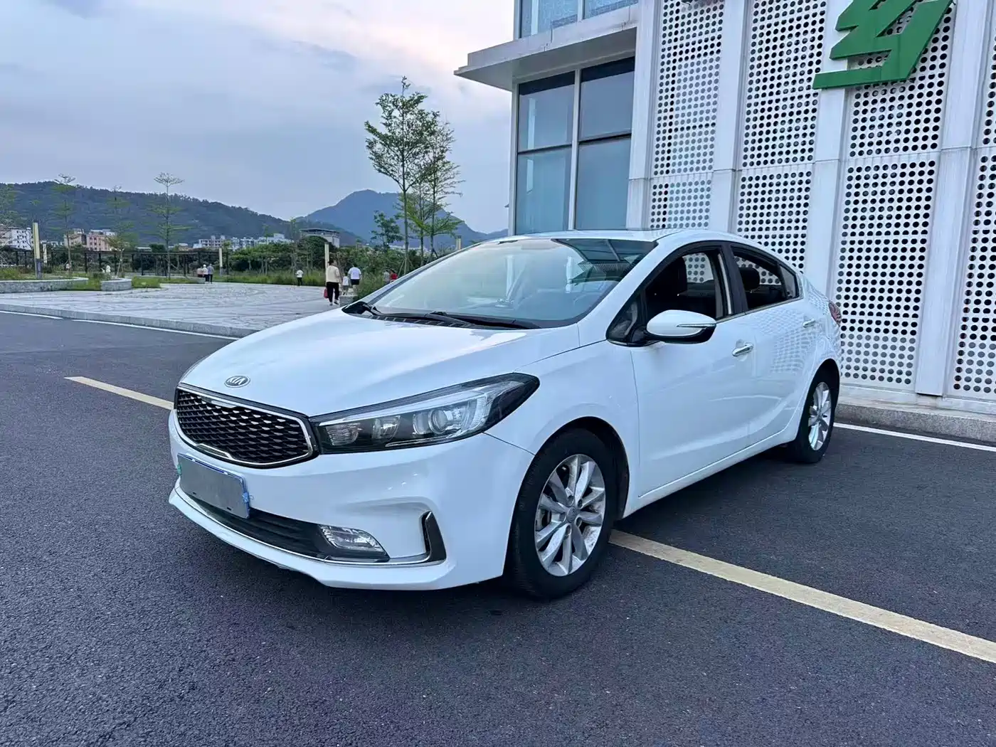 KIA K3