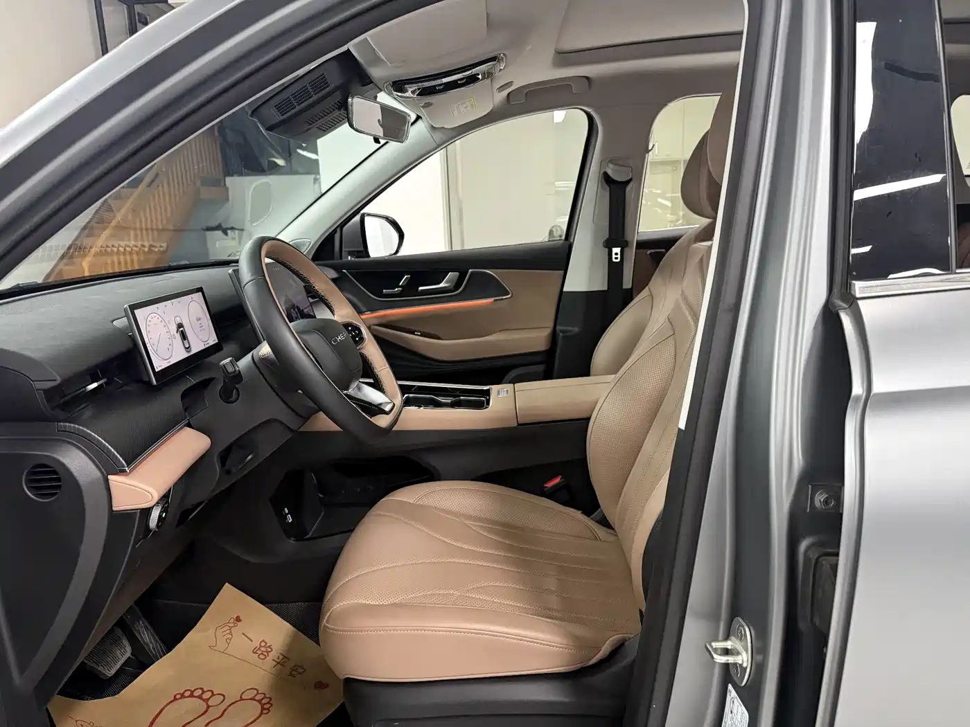 Chery Tiggo 8L 2025 2024 Model 2.0T 2WD Luxury 5-Seater
