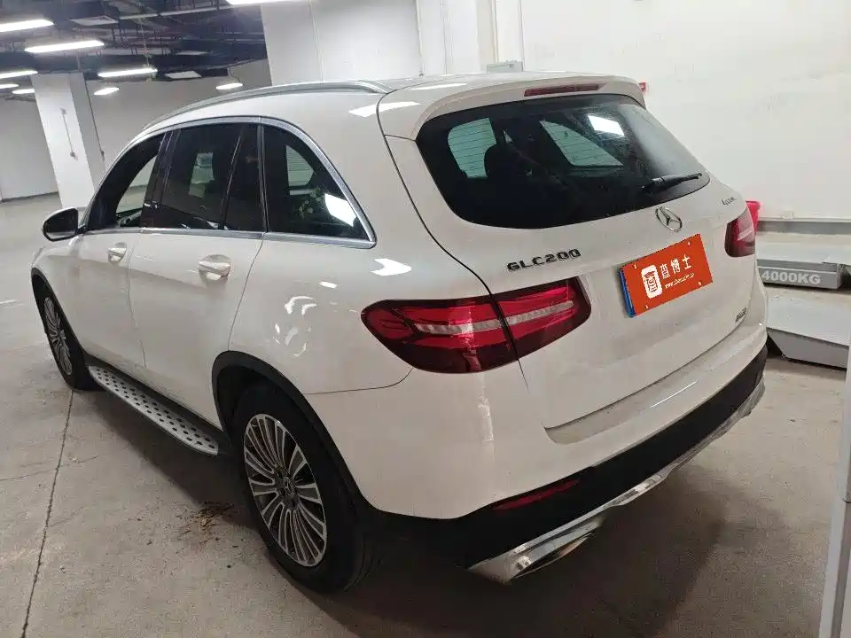 Mercedes-Benz GLC 2017 GLC 200 4MATIC фото 8