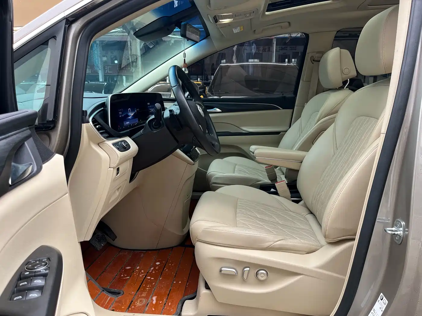 Buick GL8 2022 ES Landmark 653T Luxury фото 5