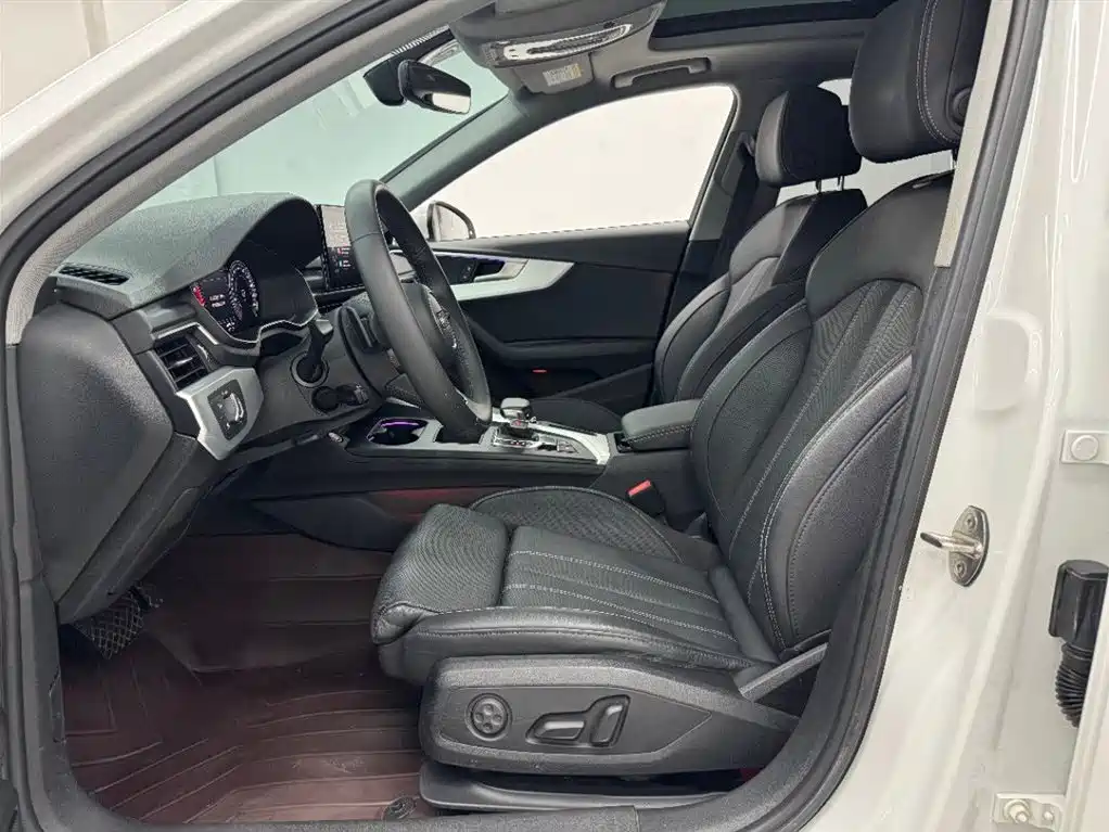 Audi A4L 2020 40 TFSI Fashion Elegance фото 5