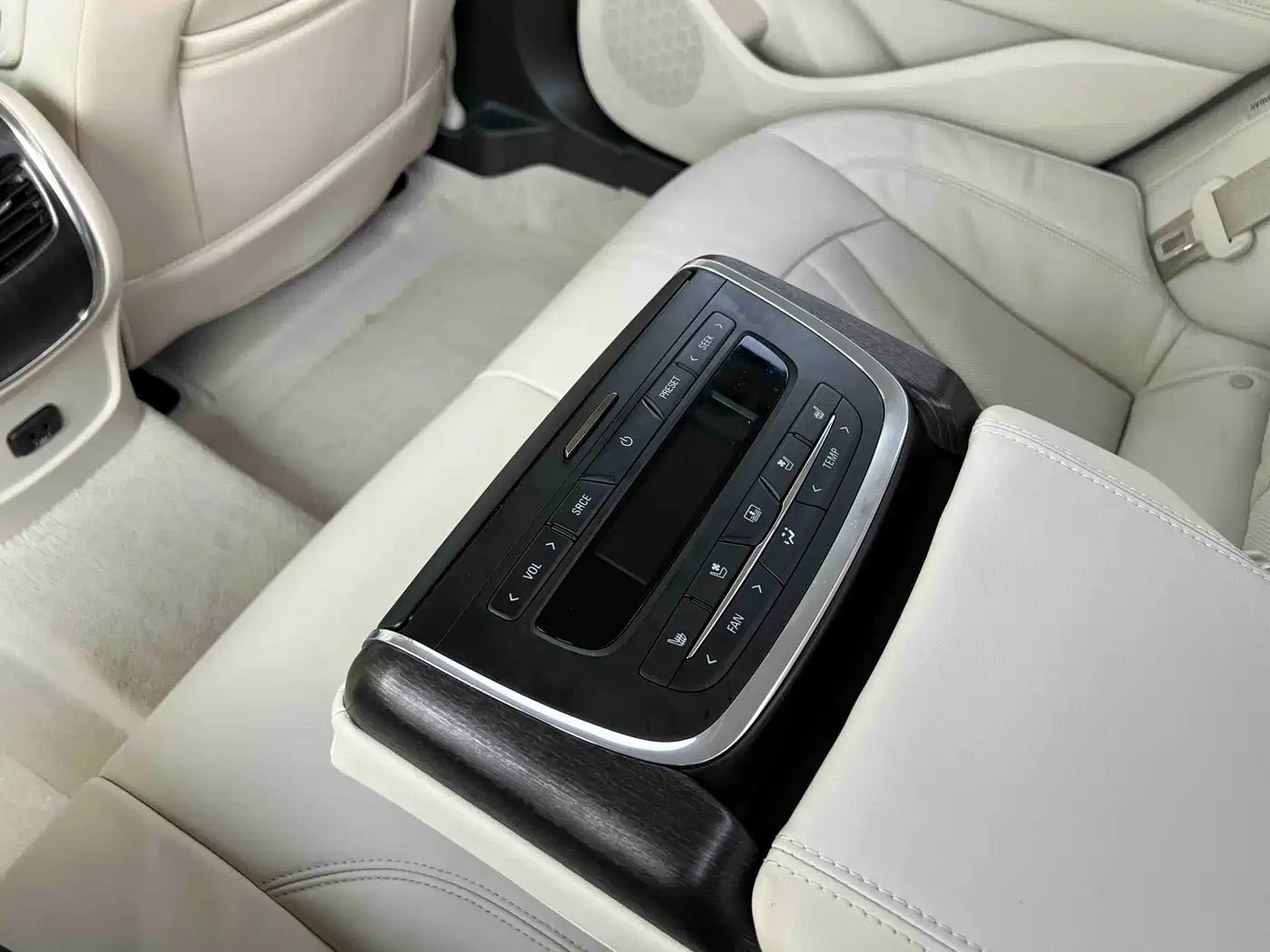 Buick LaCrosse 2021 Avenir Flagship Edition фото 5