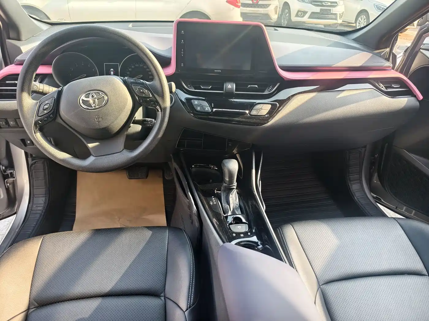 Toyota IZOA 2020 2.0L Yi Xiang Edition фото 4