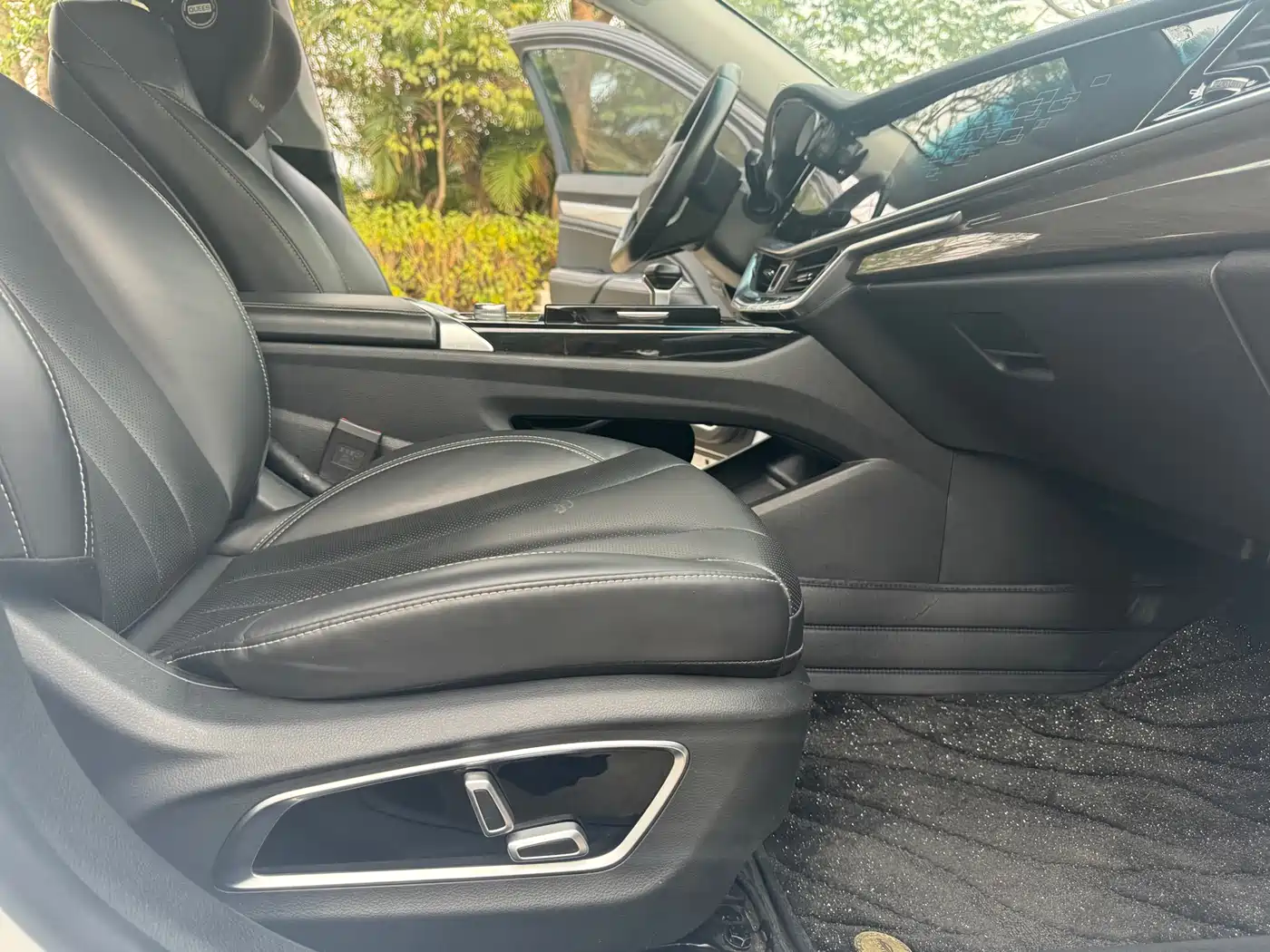 GEELY AUTOMOBILE BORUI