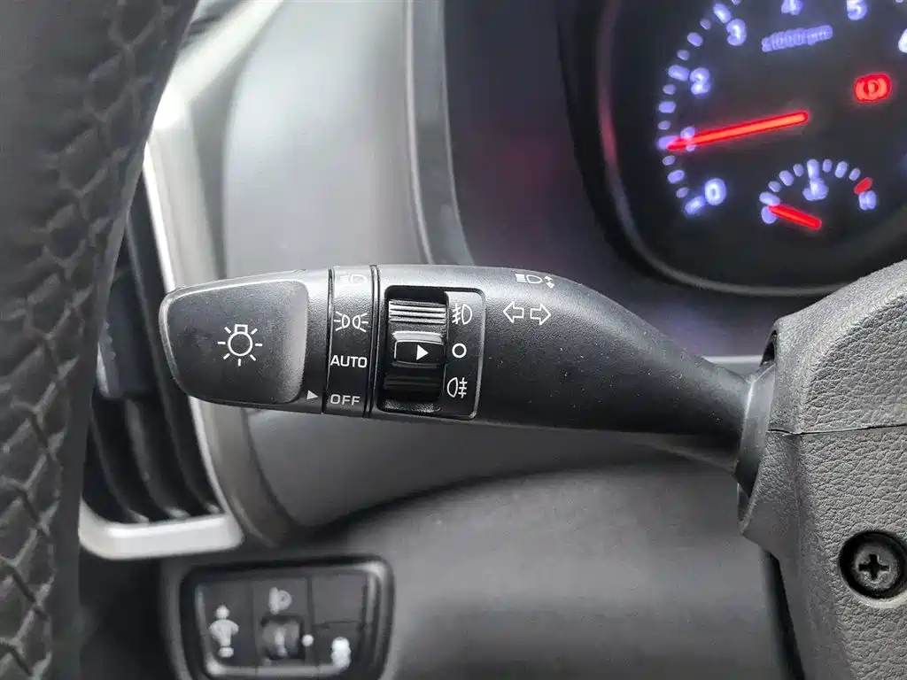 Hyundai Beijing Hyundai ix35 2019 2.0L Automatic 2WD Zhiyong·Enjoy China V фото 21