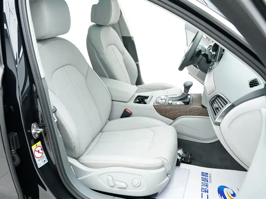 Audi A6L 2012 35 FSI quattro Luxury фото 30
