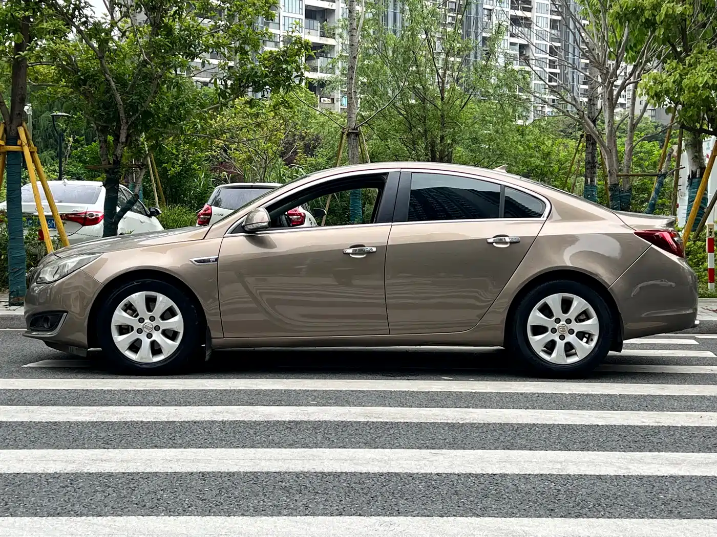 Buick Regal 2015 1.6T Elite Tech Edition фото 8