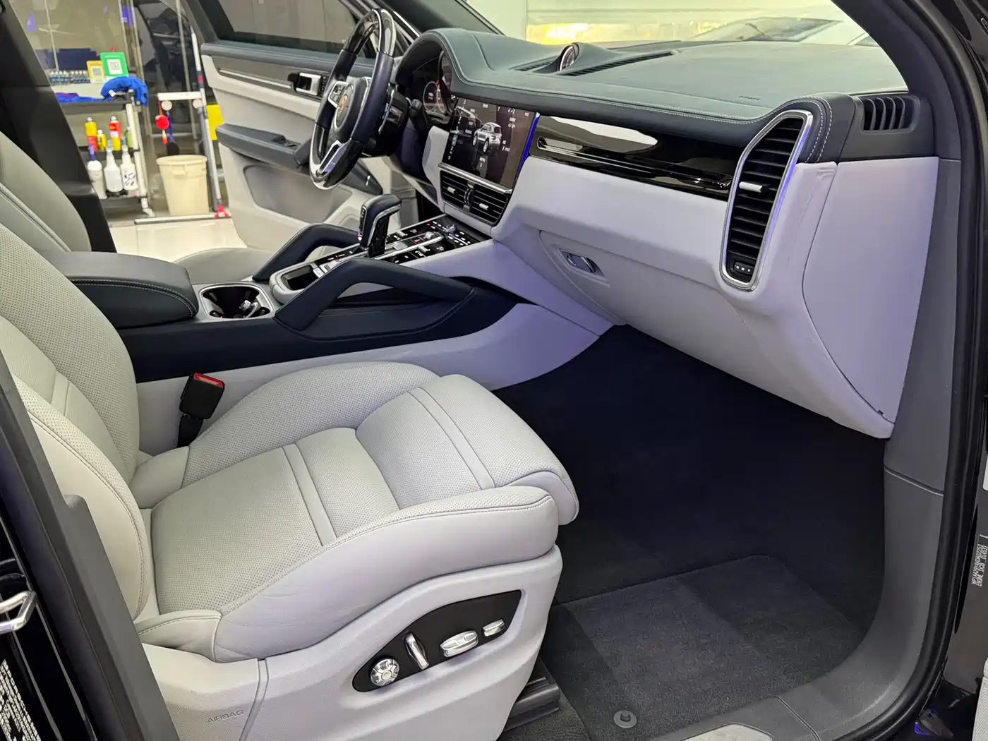 Porsche Cayenne 2018 Cayenne 3.0T фото 15