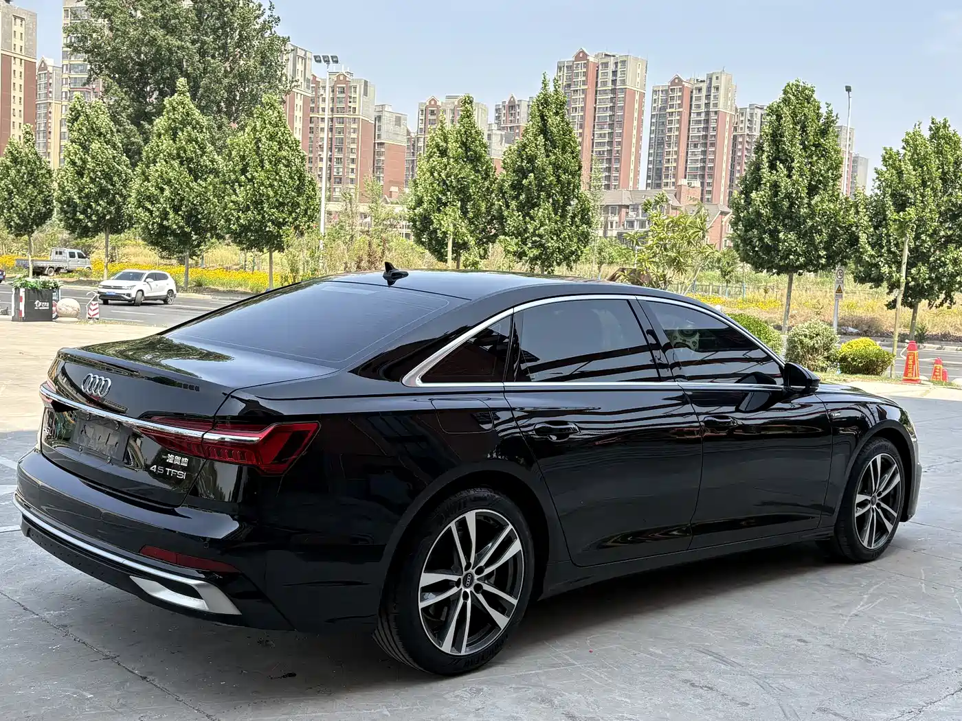 Audi A6L 2023 40 TFSI Luxury Dynamic фото 8