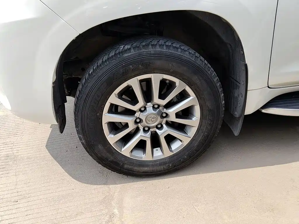 Toyota Prado 2020 2019 3.5L Automatic TX-L Zunxiang Edition with Rear-mounted Spare Tire