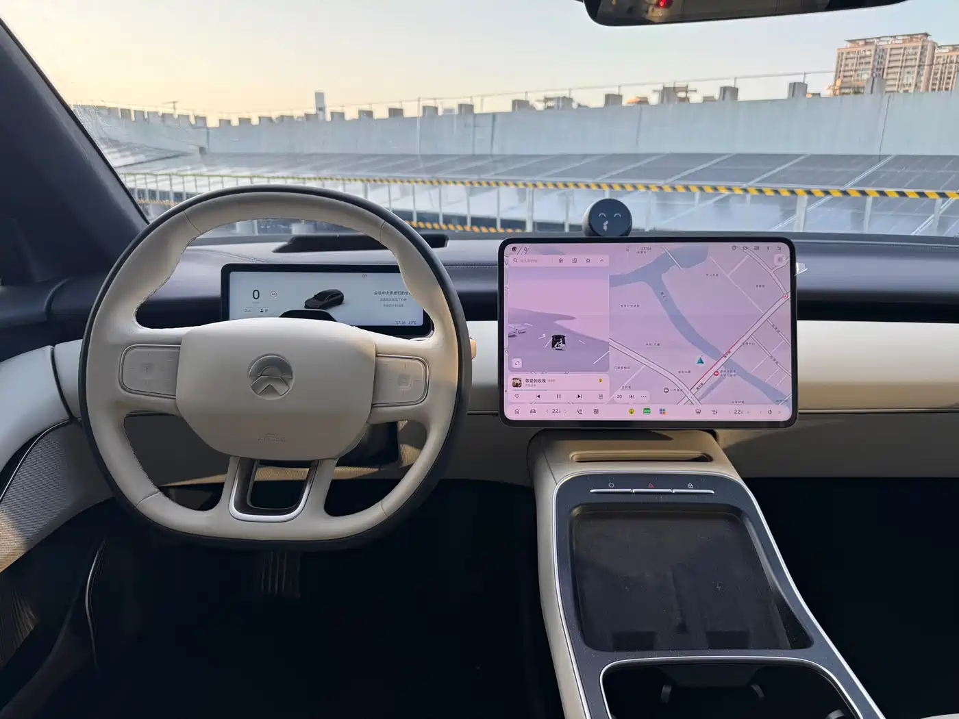 NIO ET5T 2025 75kWh Touring фото 9