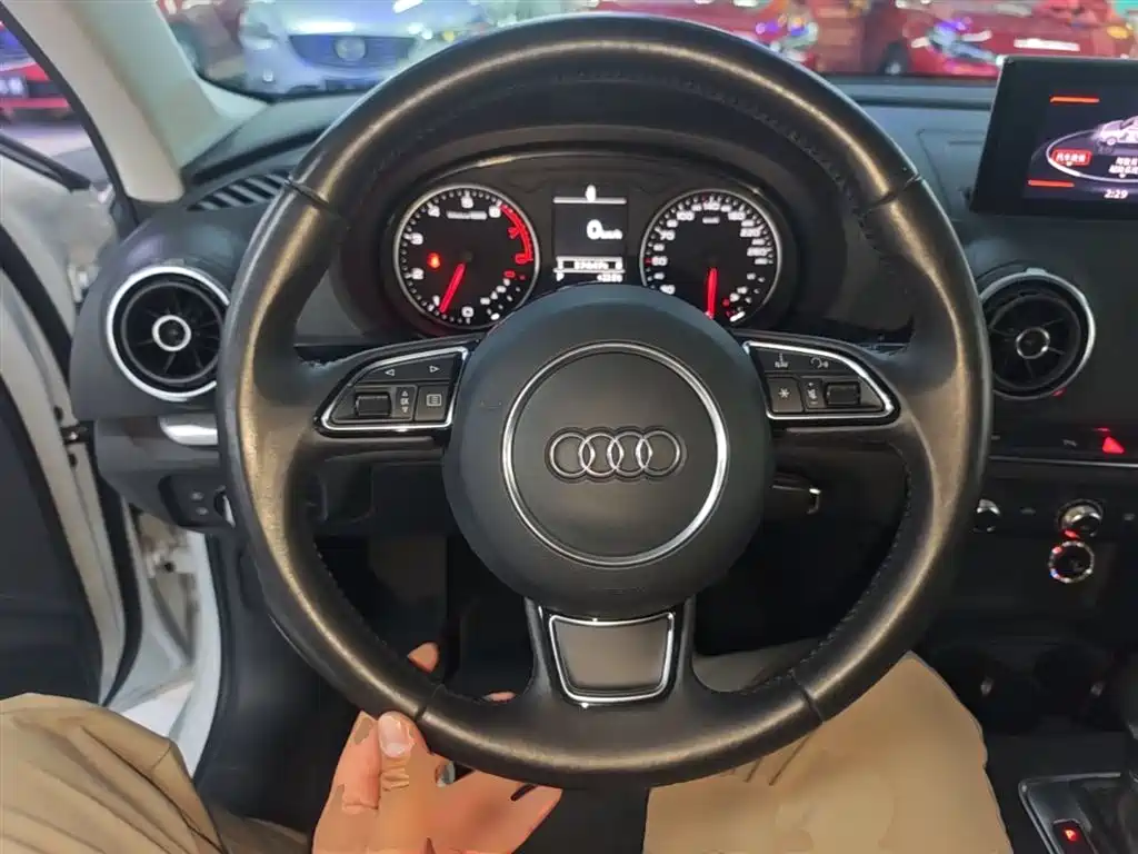 Audi A3 2014 Limousine 35 TFSI Auto Trend фото 11