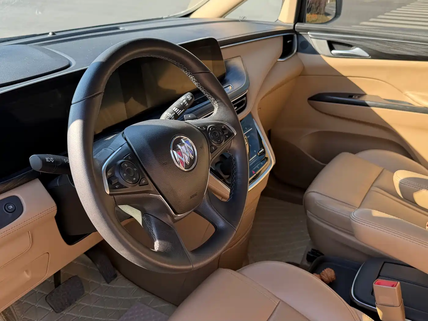 Buick GL8 2021 ES Landlord 653T Luxury фото 16