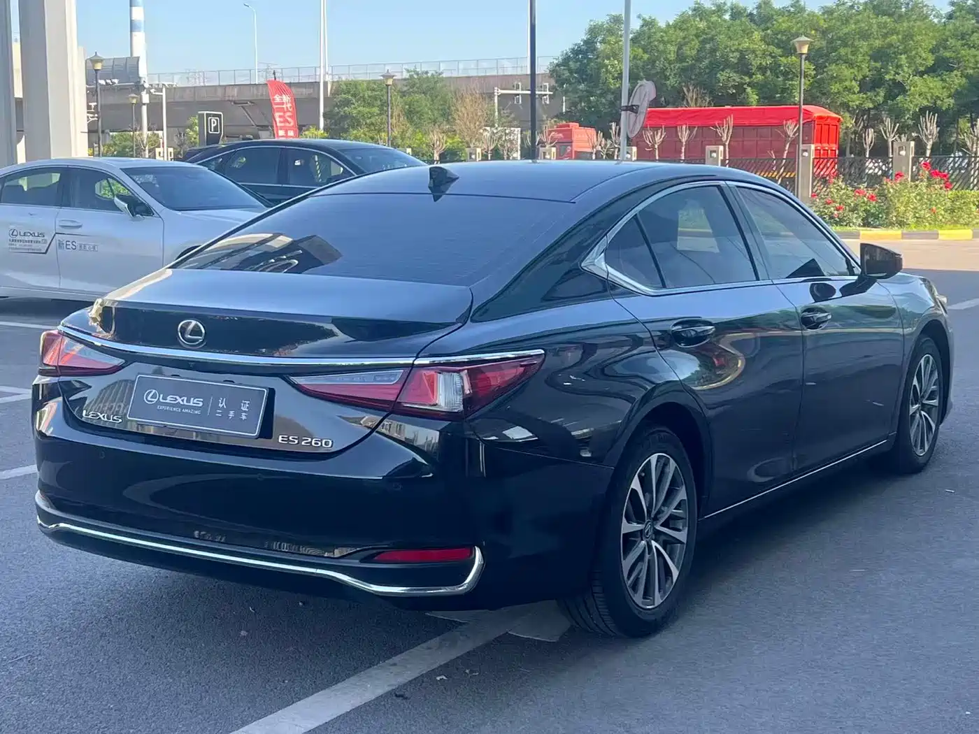 Lexus ES 2023 260 Excellence фото 7