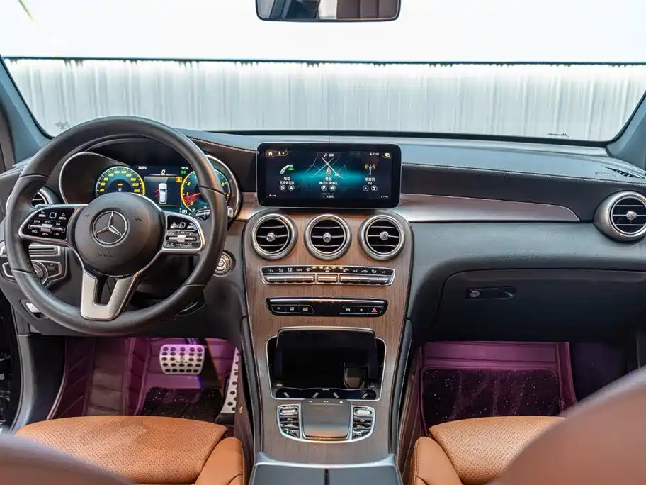 Mercedes-Benz GLC 2021 GLC 300 L 4MATIC Sporty фото 11