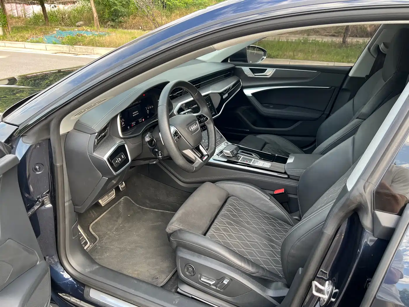Audi S7 2023 2.9 TFSI quattro фото 8