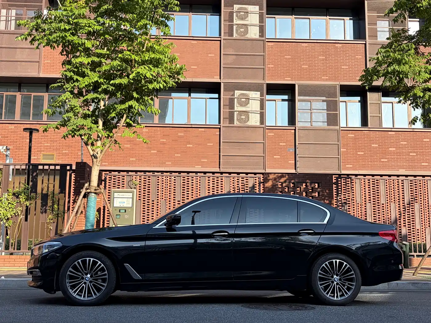 BMW 5 Series 2018 Facelift 530Li Exclusive Luxury Package фото 5