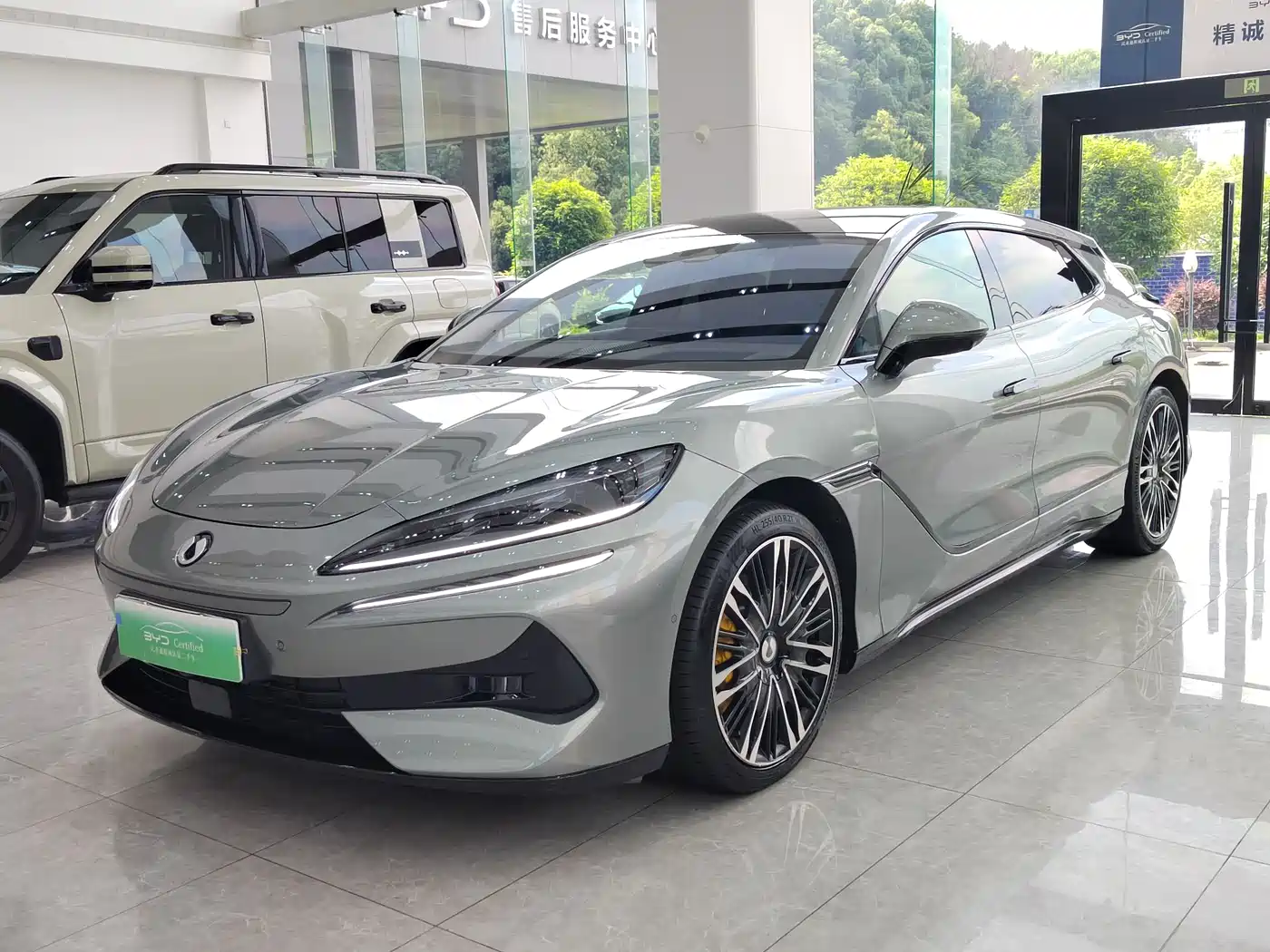 Denza Z9GT 2024 1100 AWD Ultra Edition