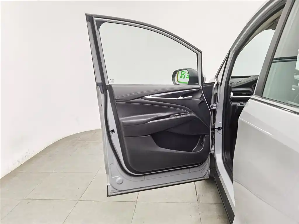 SAIC Maxus Maxus G50 2023 Model PLUS 1.5T Happiness Recommended Auto Cruise Edition фото 8