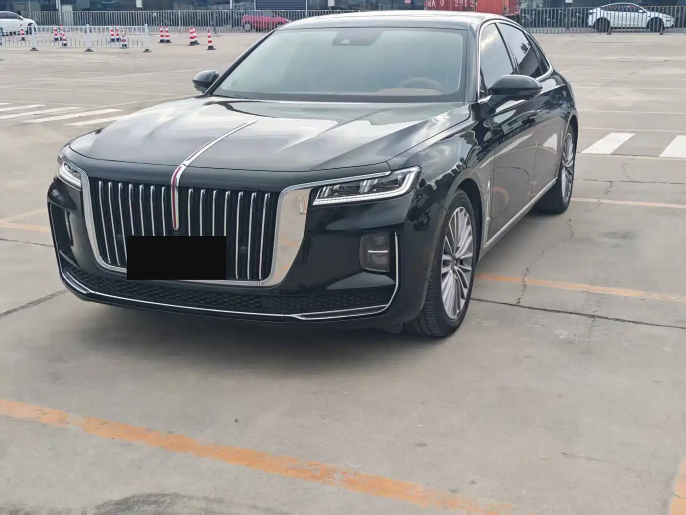 Hongqi H9 2020 2.0T Smart Connection Qi Yue Edition